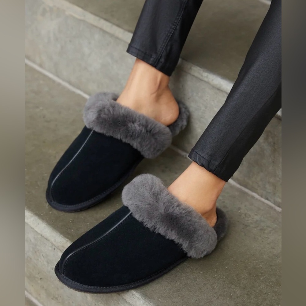 UGG SCUFFETTE II BLACK GREY SHEARLING LINED SLIPPERS 8